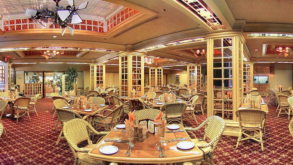 Riviera Hotel & Casino Лас-Вегас Экстерьер фото