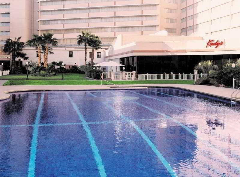 Riviera Hotel & Casino Лас-Вегас Экстерьер фото